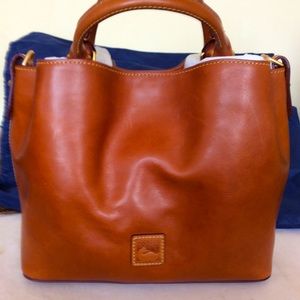 Dooney & Bourke, Florentine Small Brenna, Natural